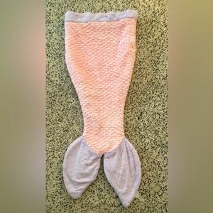 Mermaid blanket tail